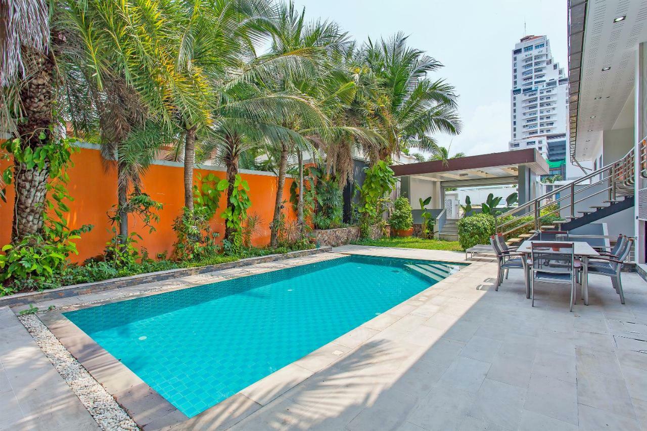 รอยัล แกรนด์ วิลล่า Pattaya ภายนอก รูปภาพ