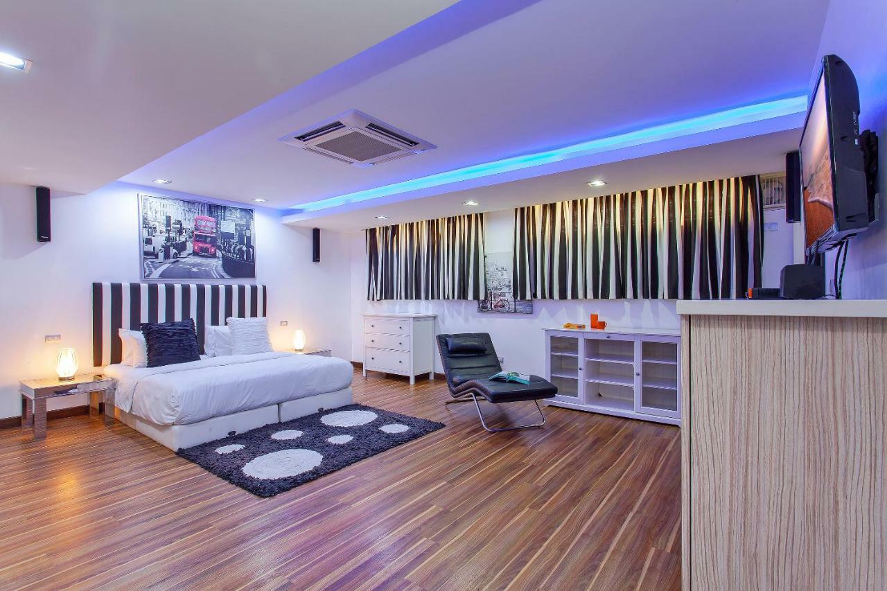 รอยัล แกรนด์ วิลล่า Pattaya ภายนอก รูปภาพ